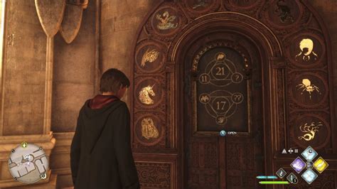 How to Solve the Central Hall’s Puzzle Door –。